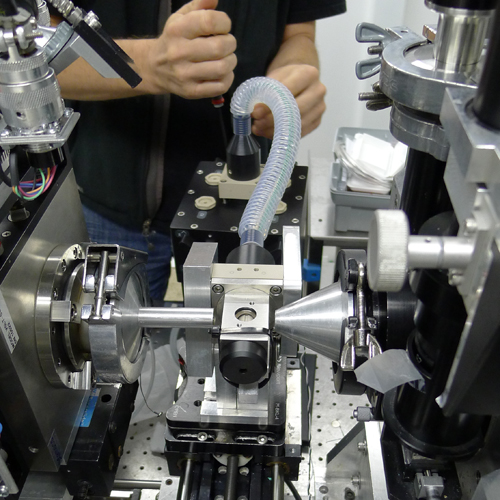 Mounted stopped_flow mixer